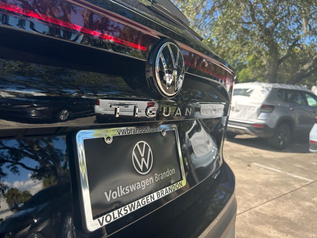 2025 Volkswagen Tiguan 2.0T SE Tampa FL
