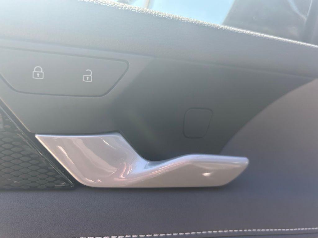 2025 Volkswagen Tiguan 2.0T SE Tampa FL
