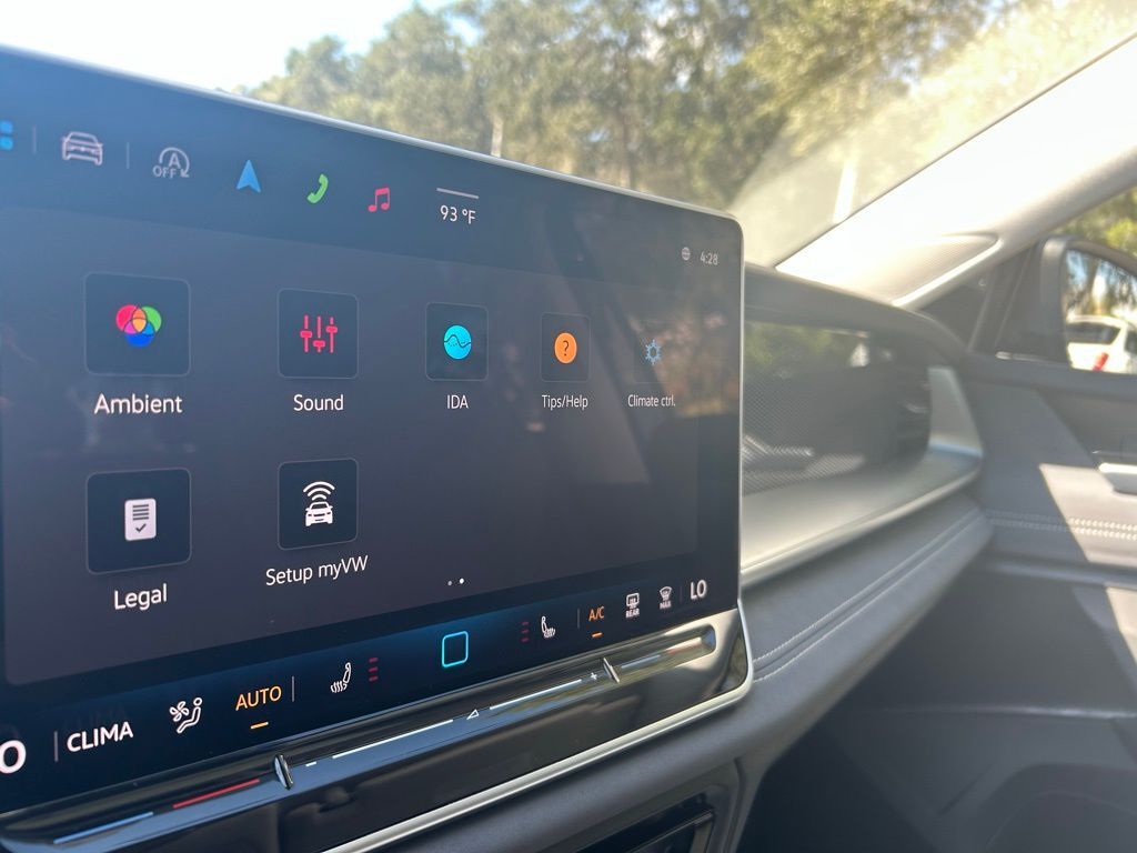 2025 Volkswagen Tiguan 2.0T SE Tampa FL