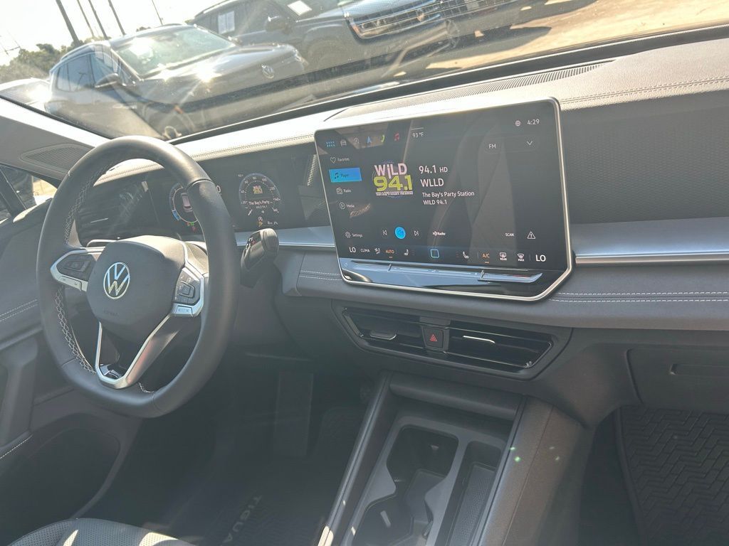 2025 Volkswagen Tiguan 2.0T SE Tampa FL