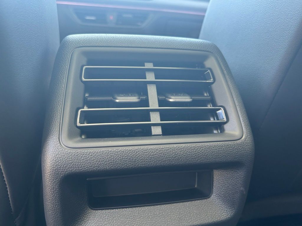 2025 Volkswagen Tiguan 2.0T SE Tampa FL
