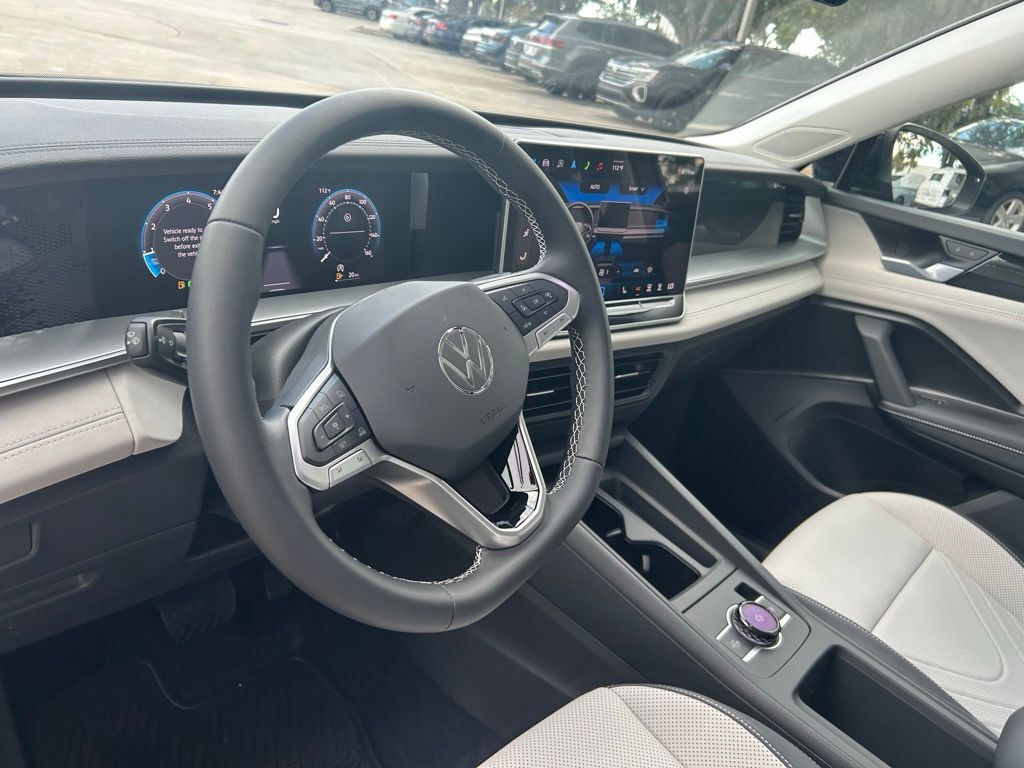 2025 Volkswagen Tiguan 2.0T SE Tampa FL