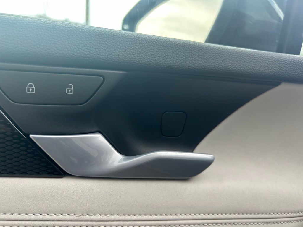 2025 Volkswagen Tiguan 2.0T SE Tampa FL