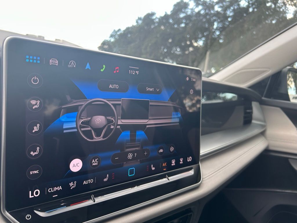 2025 Volkswagen Tiguan 2.0T SE Tampa FL