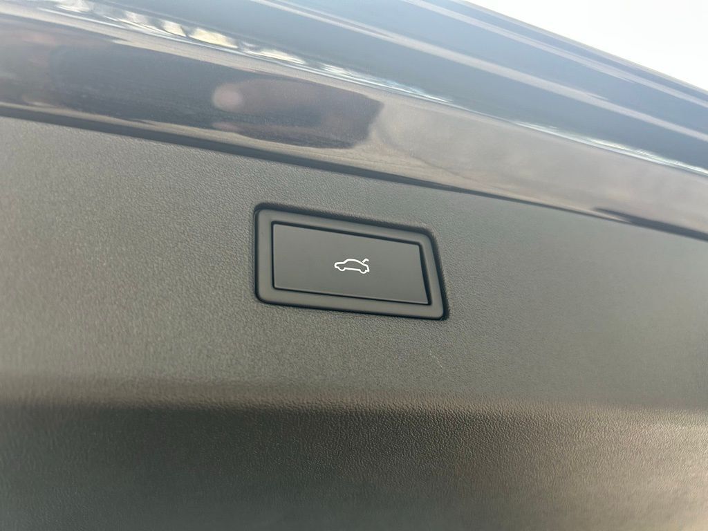 2025 Volkswagen Tiguan 2.0T SE Tampa FL