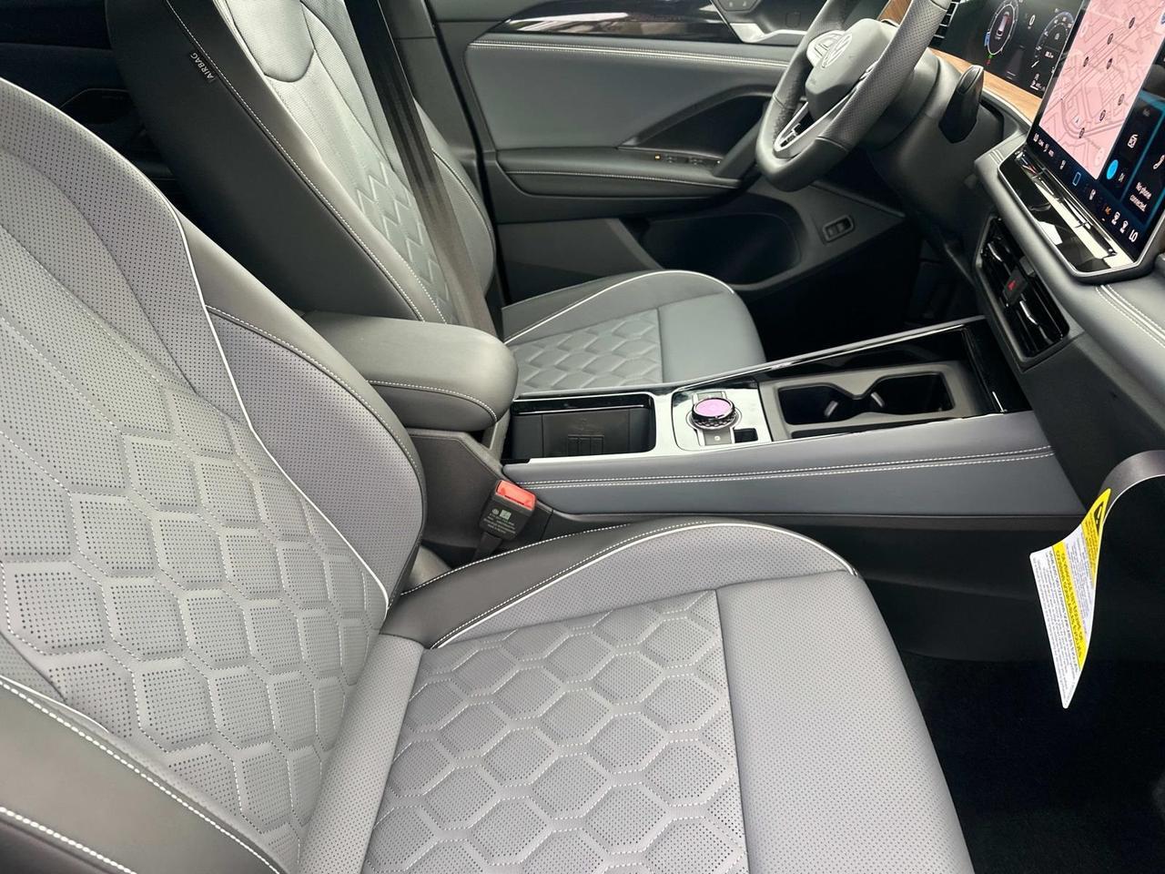 2025 Volkswagen Tiguan 2.0T SEL R-Line Woodbridge VA