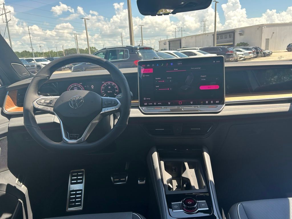 2025 Volkswagen Tiguan 2.0T SEL R-Line Tampa FL