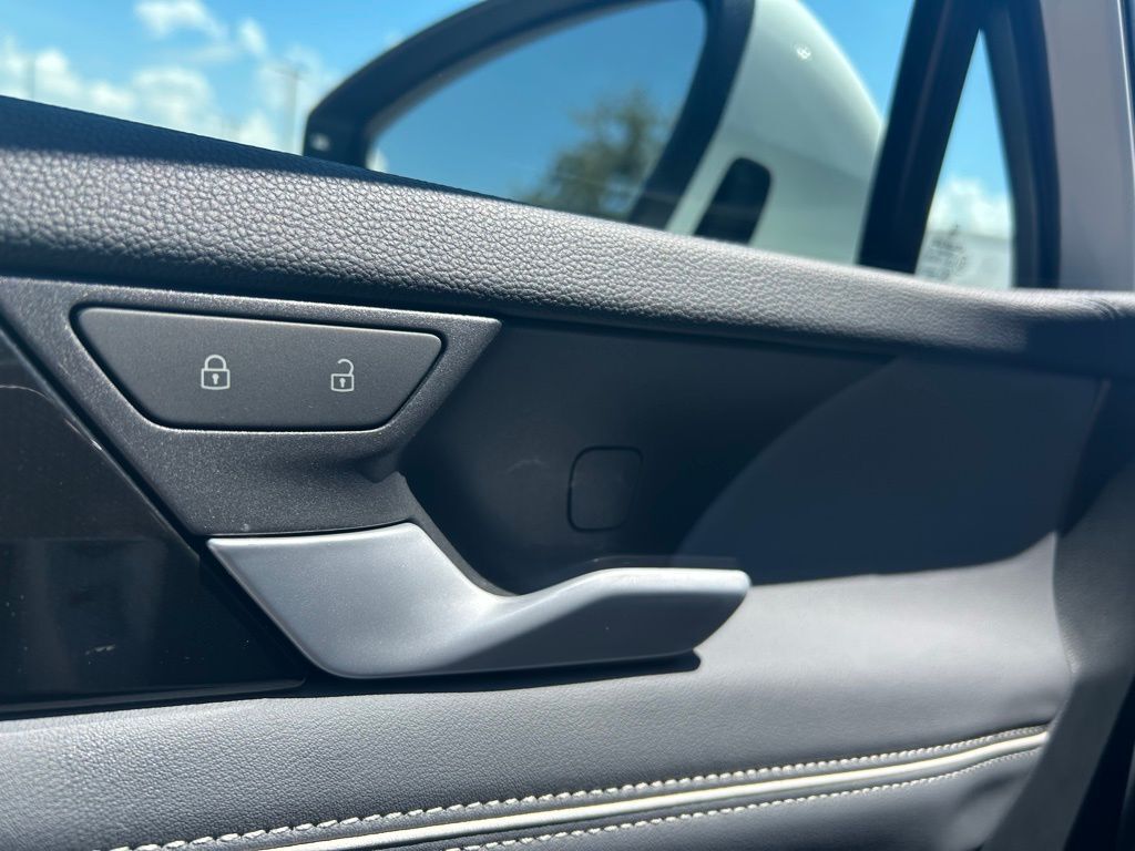 2025 Volkswagen Tiguan 2.0T SEL R-Line Tampa FL