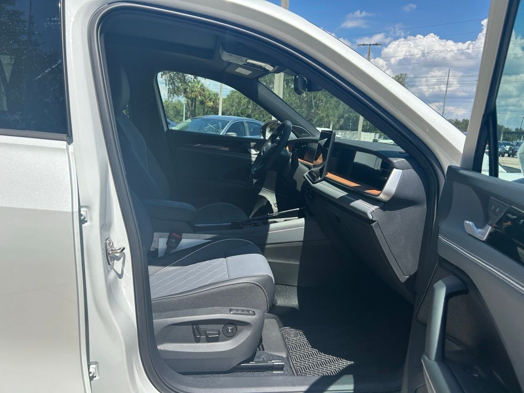 2025 Volkswagen Tiguan 2.0T SEL R-Line Tampa FL