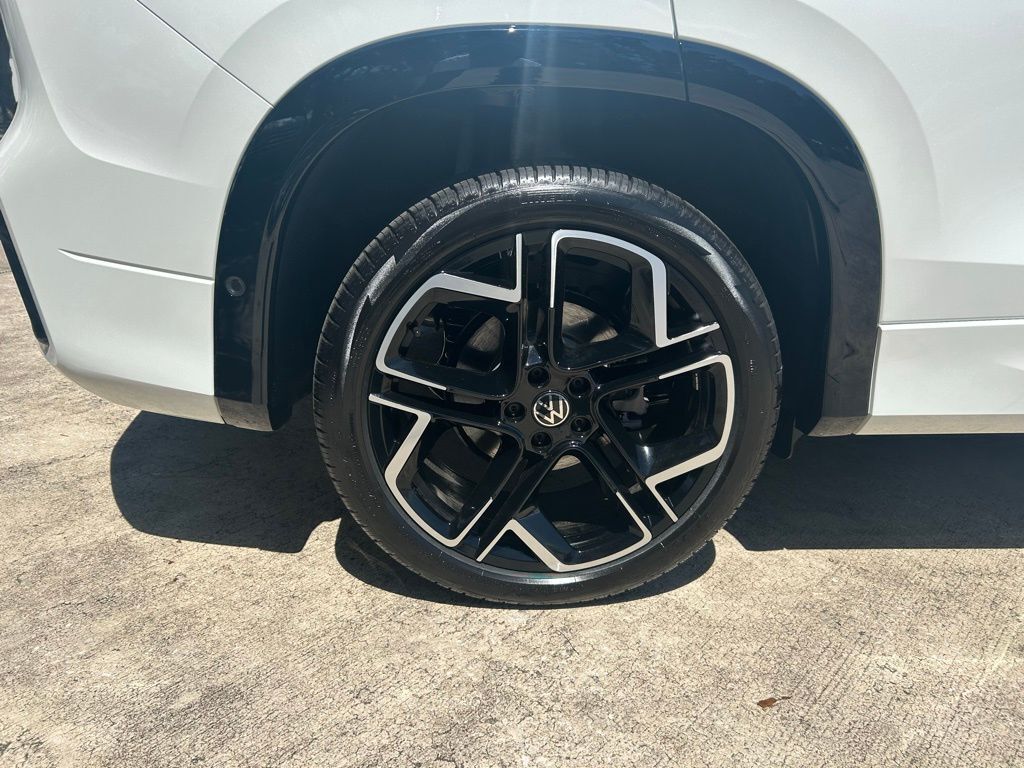 2025 Volkswagen Tiguan 2.0T SEL R-Line Tampa FL