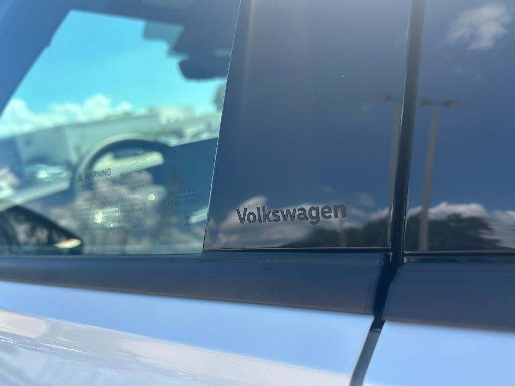 2025 Volkswagen Tiguan 2.0T SEL R-Line Tampa FL