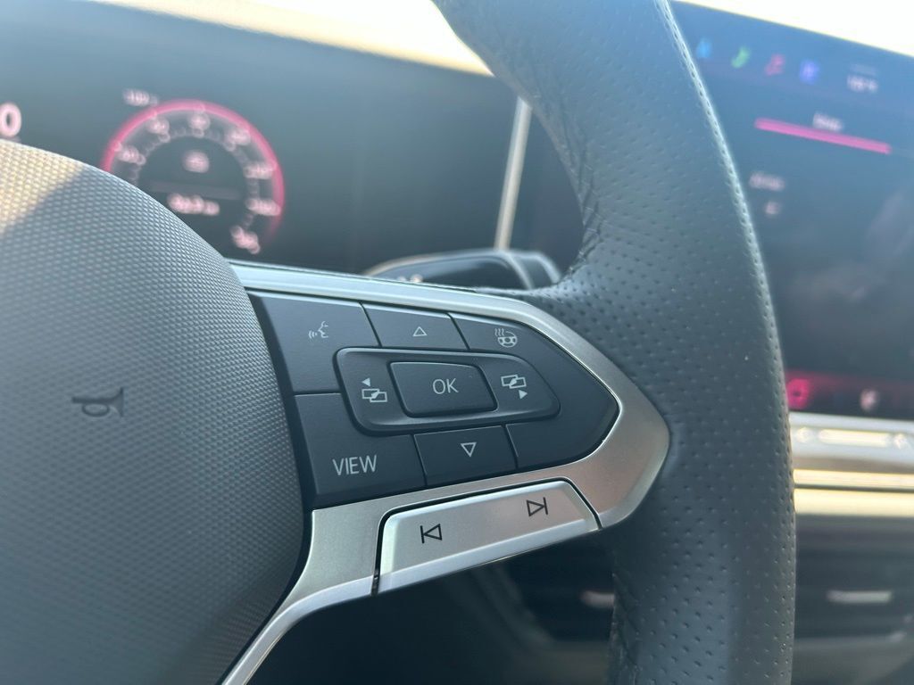 2025 Volkswagen Tiguan 2.0T SEL R-Line Tampa FL