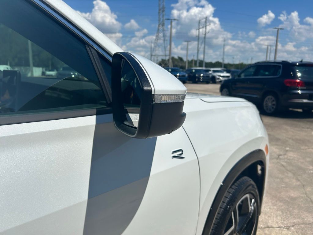 2025 Volkswagen Tiguan 2.0T SEL R-Line Tampa FL