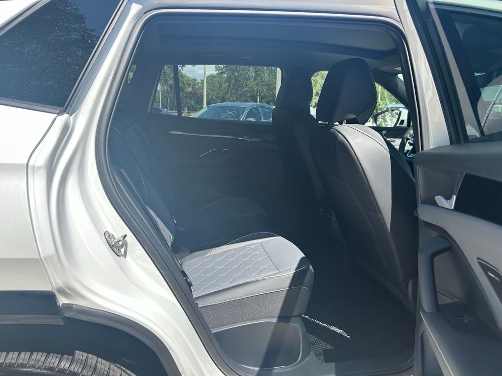 2025 Volkswagen Tiguan 2.0T SEL R-Line Tampa FL
