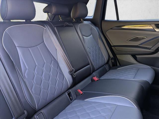 2025 Volkswagen Tiguan SEL R-Line Roseville CA