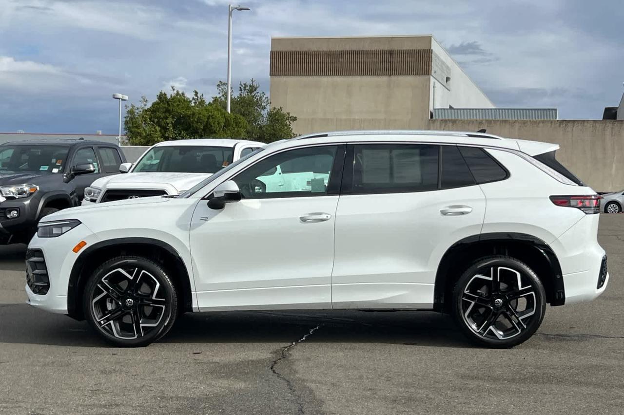 2025 Volkswagen Tiguan SEL R-Line Roseville CA
