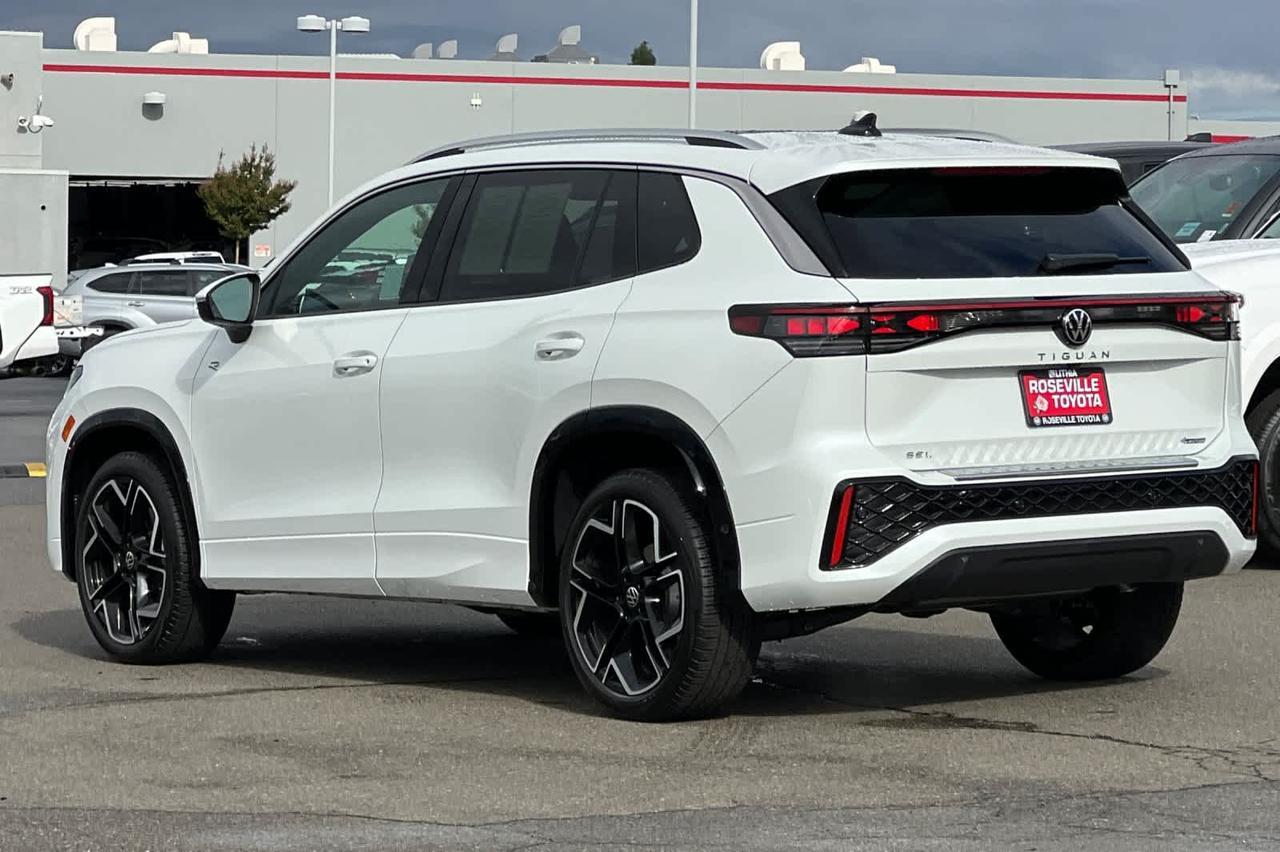 2025 Volkswagen Tiguan SEL R-Line Roseville CA