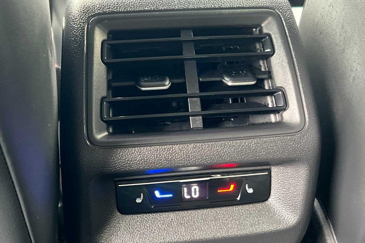 2025 Volkswagen Tiguan SEL R-Line Roseville CA