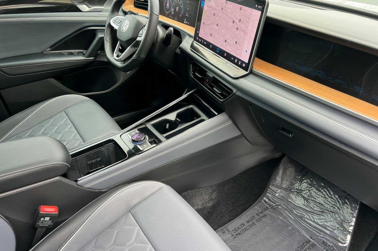 2025 Volkswagen Tiguan SEL R-Line Roseville CA