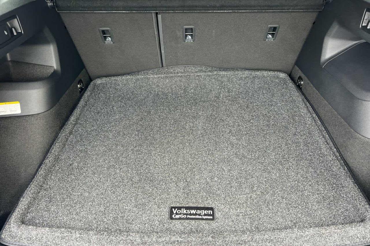 2025 Volkswagen Tiguan SEL R-Line Roseville CA
