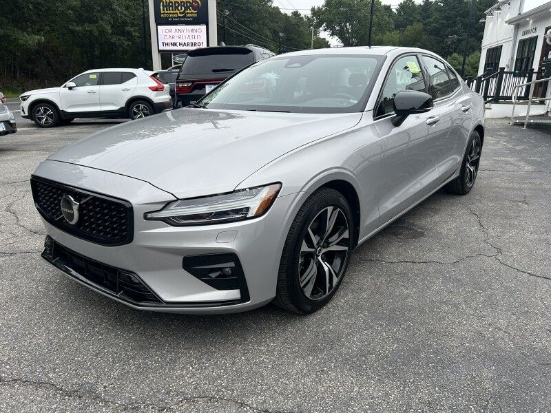 2025 Volvo S60 Core - 1 OWNER - ONLY 19K MILES Webster MA 2025 Volvo S60 Core - 1 OWNER - ONLY 19K MILES Webster MA