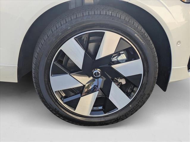 2025 Volvo XC60 Plug-In Hybrid Plus Roseville CA