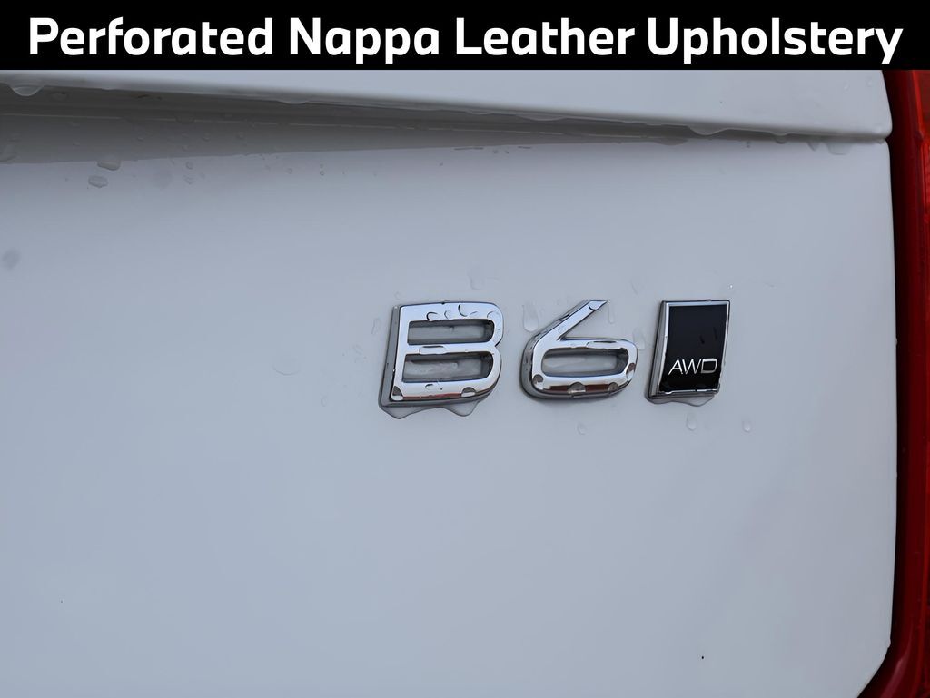 2025 Volvo XC90 B6 Ultra