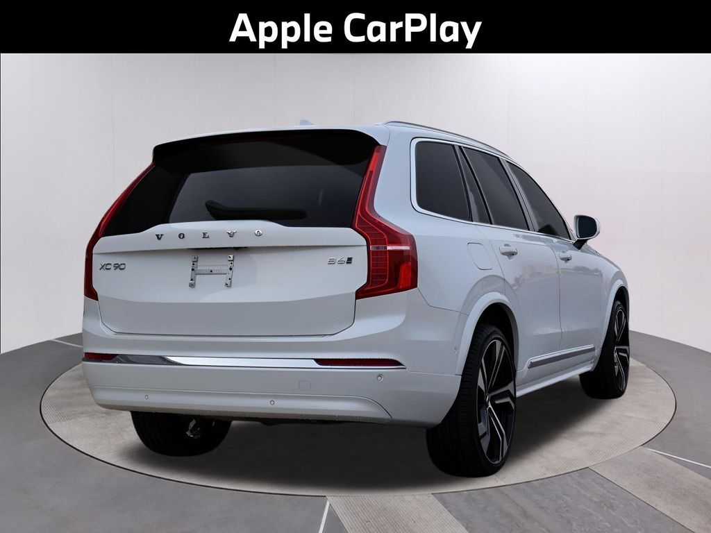 2025 Volvo XC90 B6 Ultra