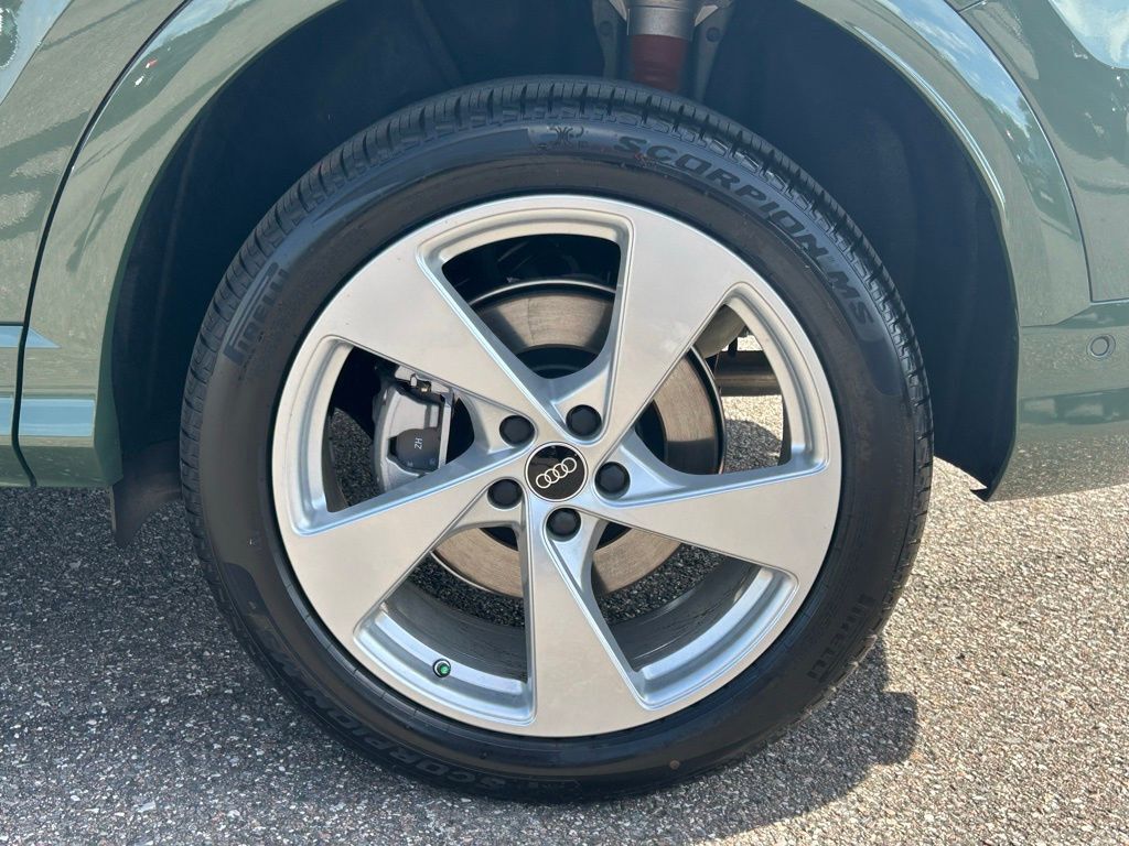 2026 Audi Q5 2.0T Premium Plus Lakeland FL