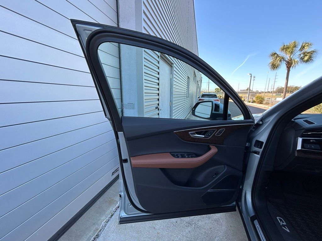 2026 Audi Q7 45 Premium Plus Lakeland FL