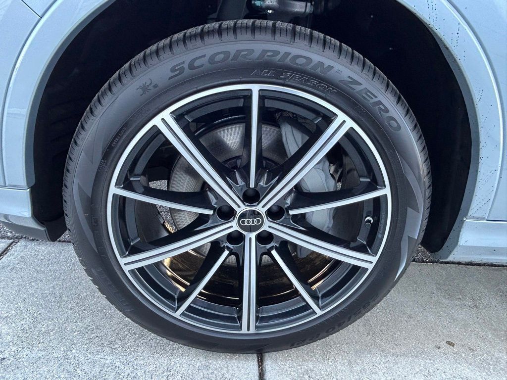 2026 Audi Q7 45 Premium Plus Lakeland FL