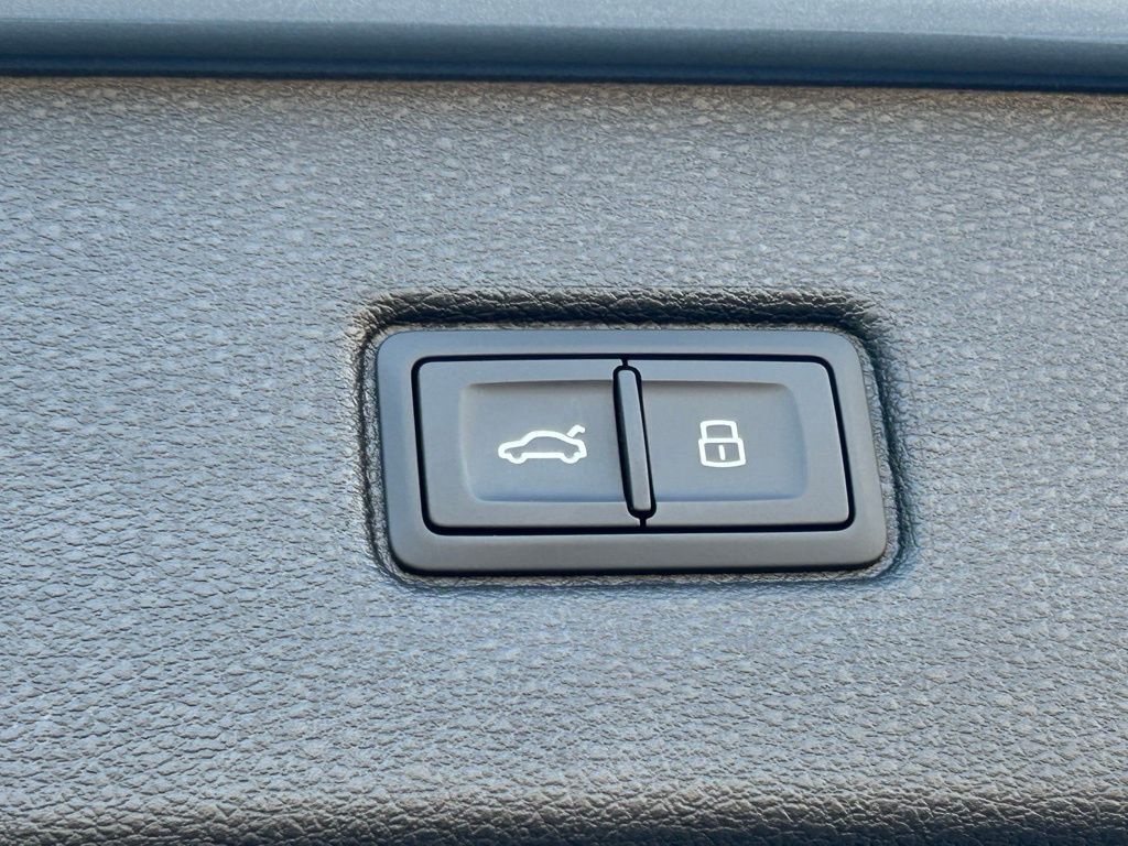 2026 Audi Q7 45 Premium Plus Lakeland FL