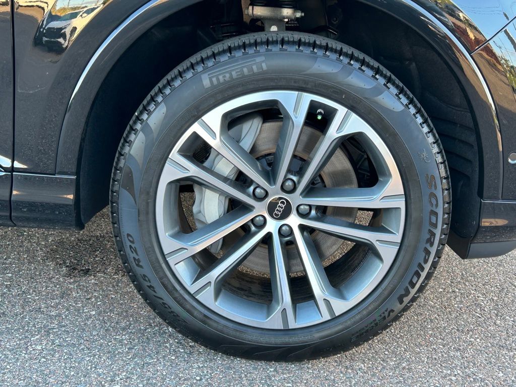 2026 Audi Q7 45 Premium Lakeland FL