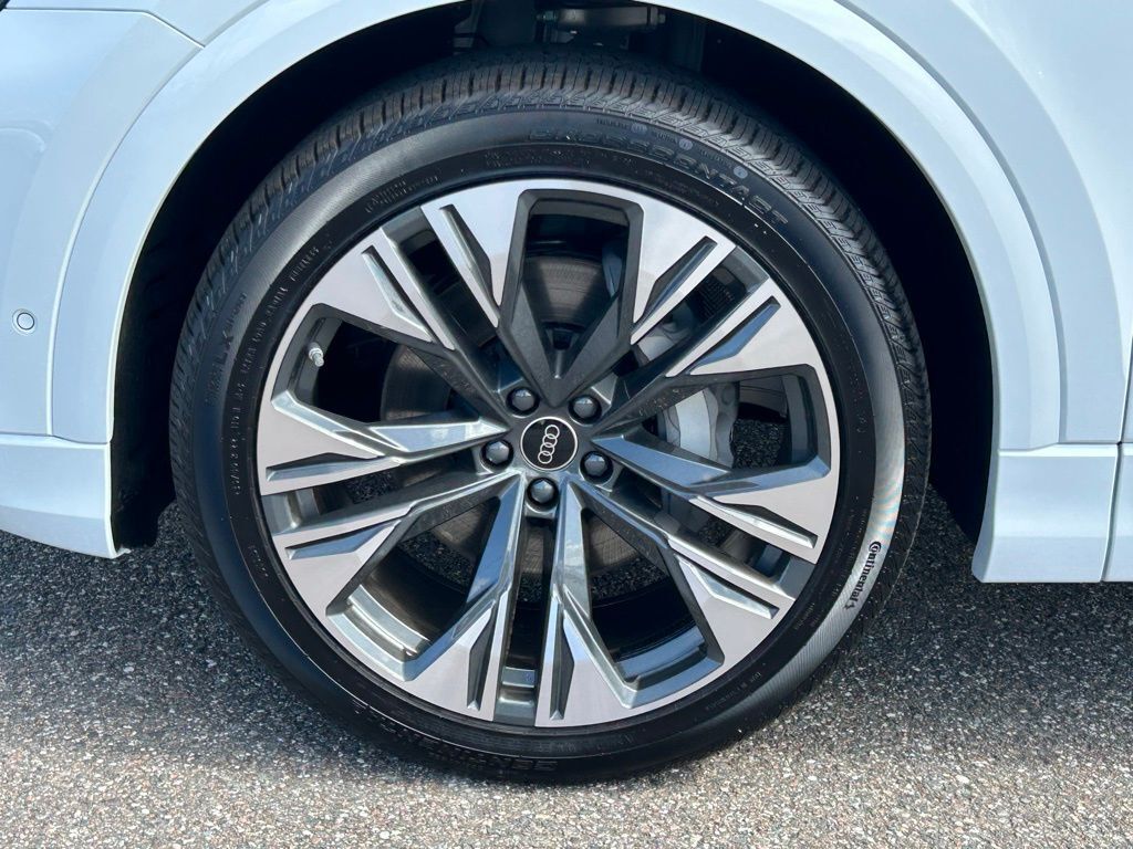 2026 Audi Q8 55 Premium Plus Lakeland FL