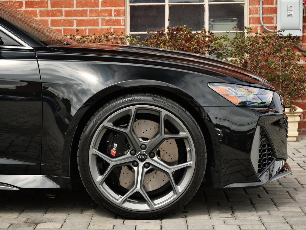2026 Audi RS 6 Avant performance 4.0T 4.0T Lawrence KS