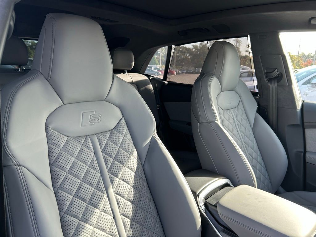 2026 Audi SQ8 4.0T Prestige Lakeland FL