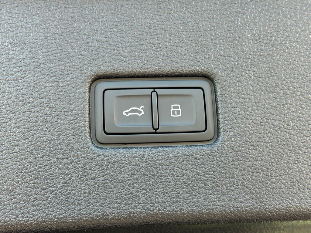 2026 Audi SQ8 4.0T Prestige Lakeland FL