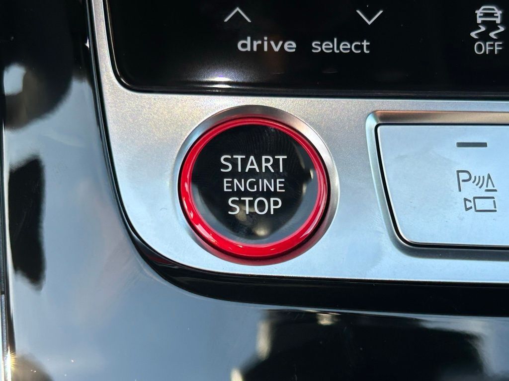 2026 Audi SQ8 4.0T Prestige Lakeland FL