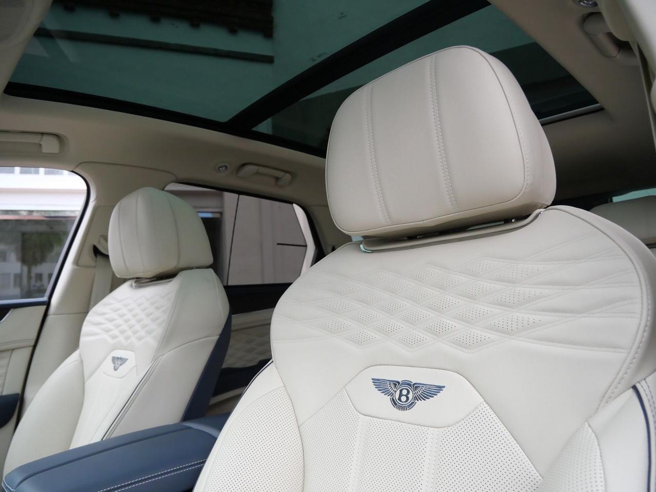 2026 Bentley Bentayga Azure Lawrence KS