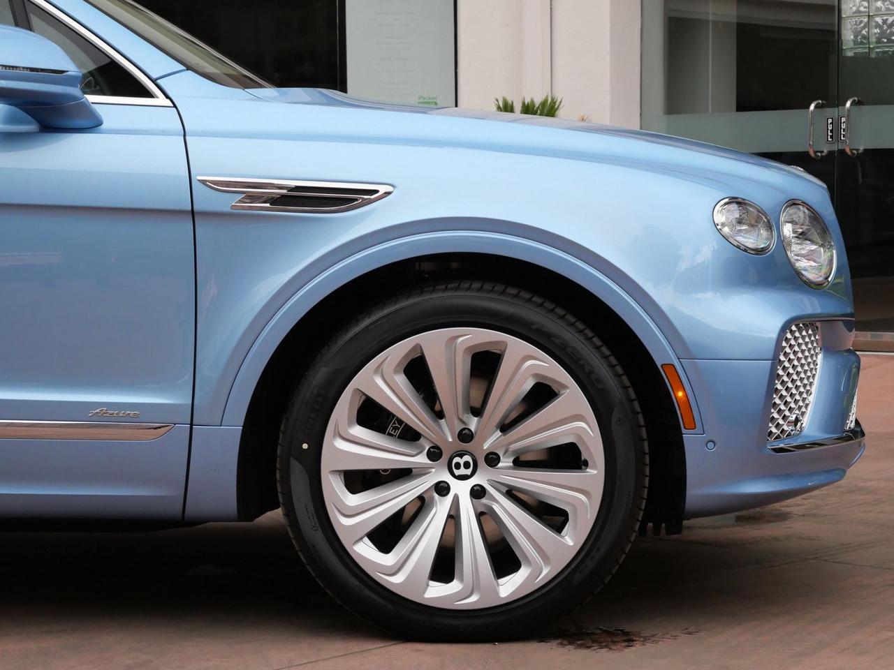 2026 Bentley Bentayga Azure Lawrence KS