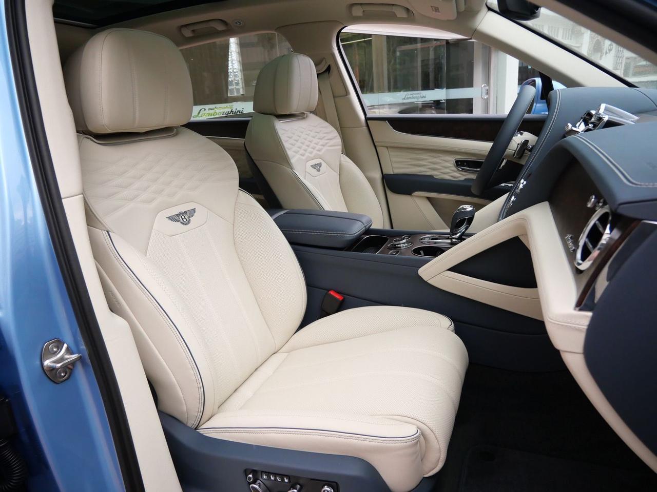 2026 Bentley Bentayga Azure Lawrence KS