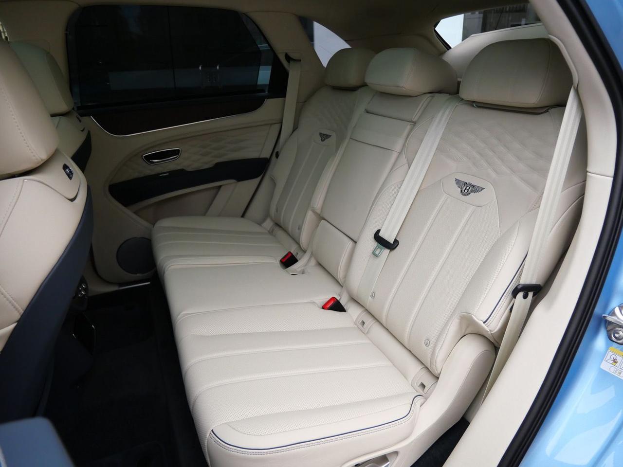 2026 Bentley Bentayga Azure Lawrence KS