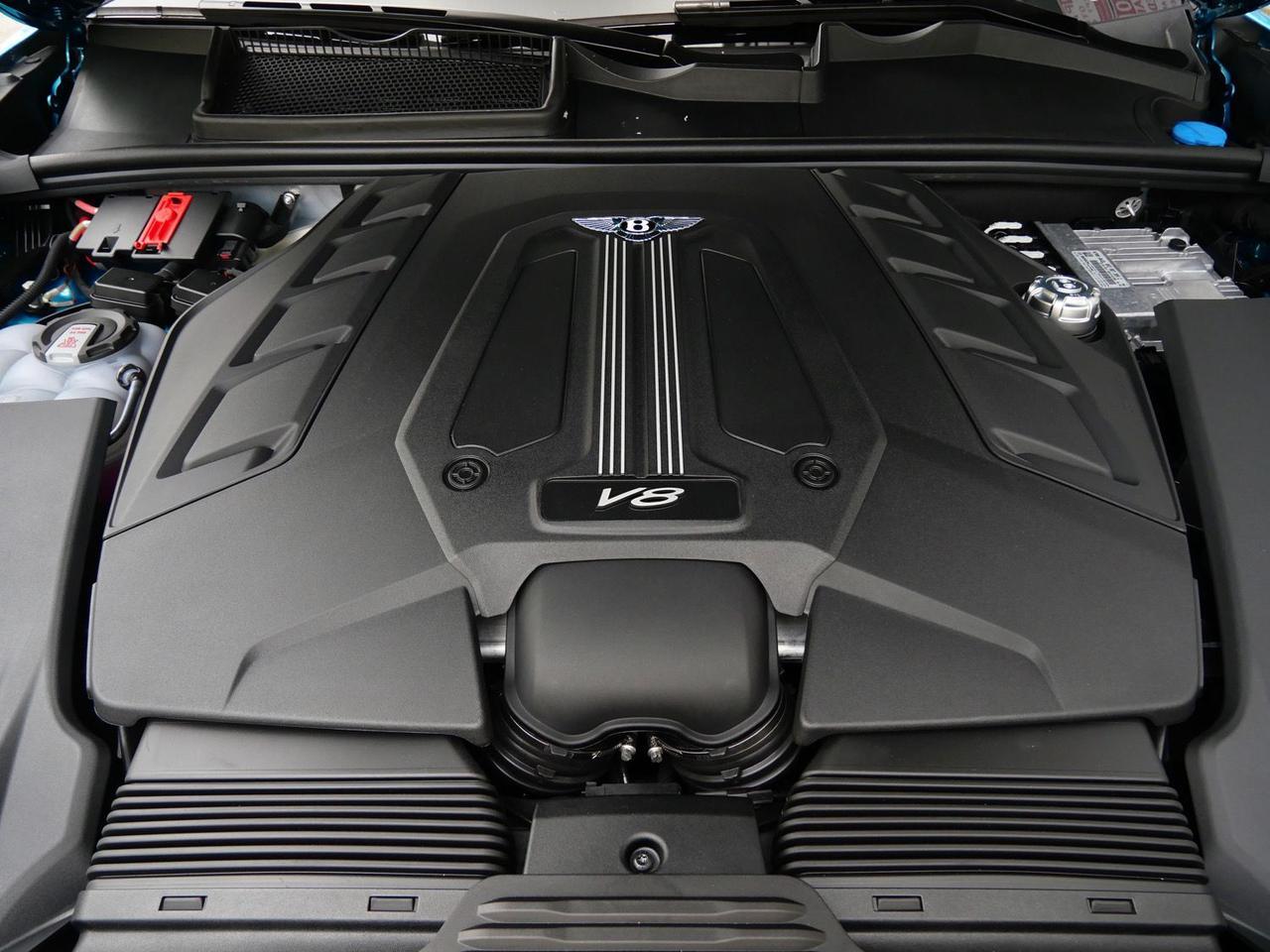 2026 Bentley Bentayga EWB Azure V8 Lawrence KS