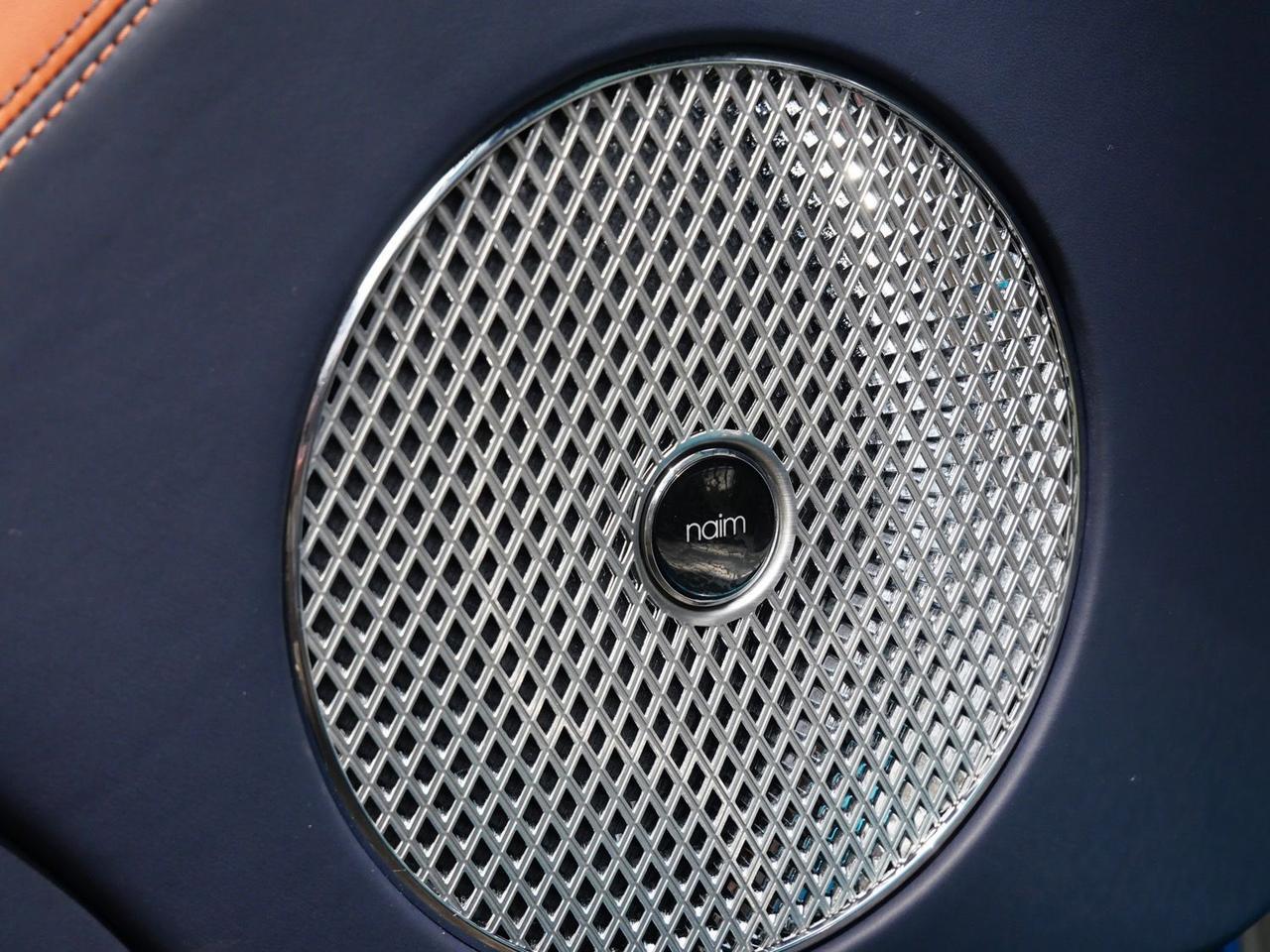 2026 Bentley Bentayga EWB Azure V8 Lawrence KS