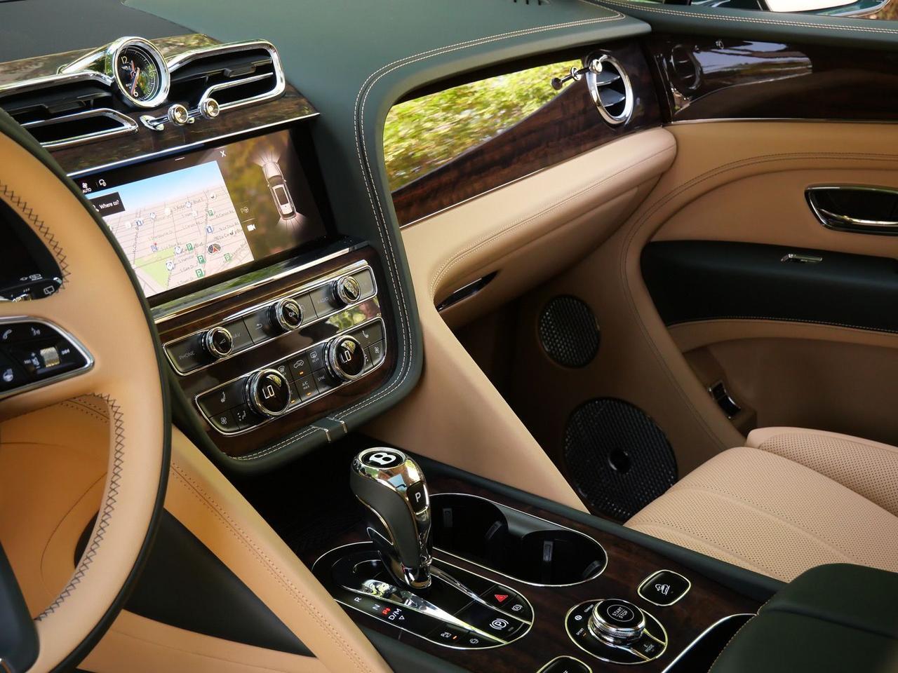 2026 Bentley Bentayga Hybrid Lawrence KS