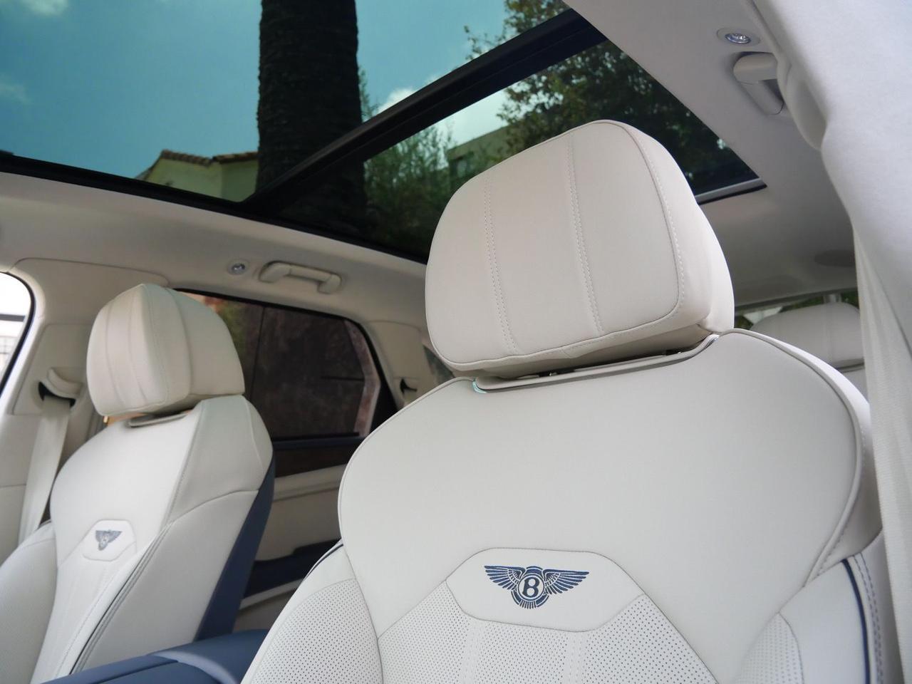2026 Bentley Bentayga V8 Lawrence KS