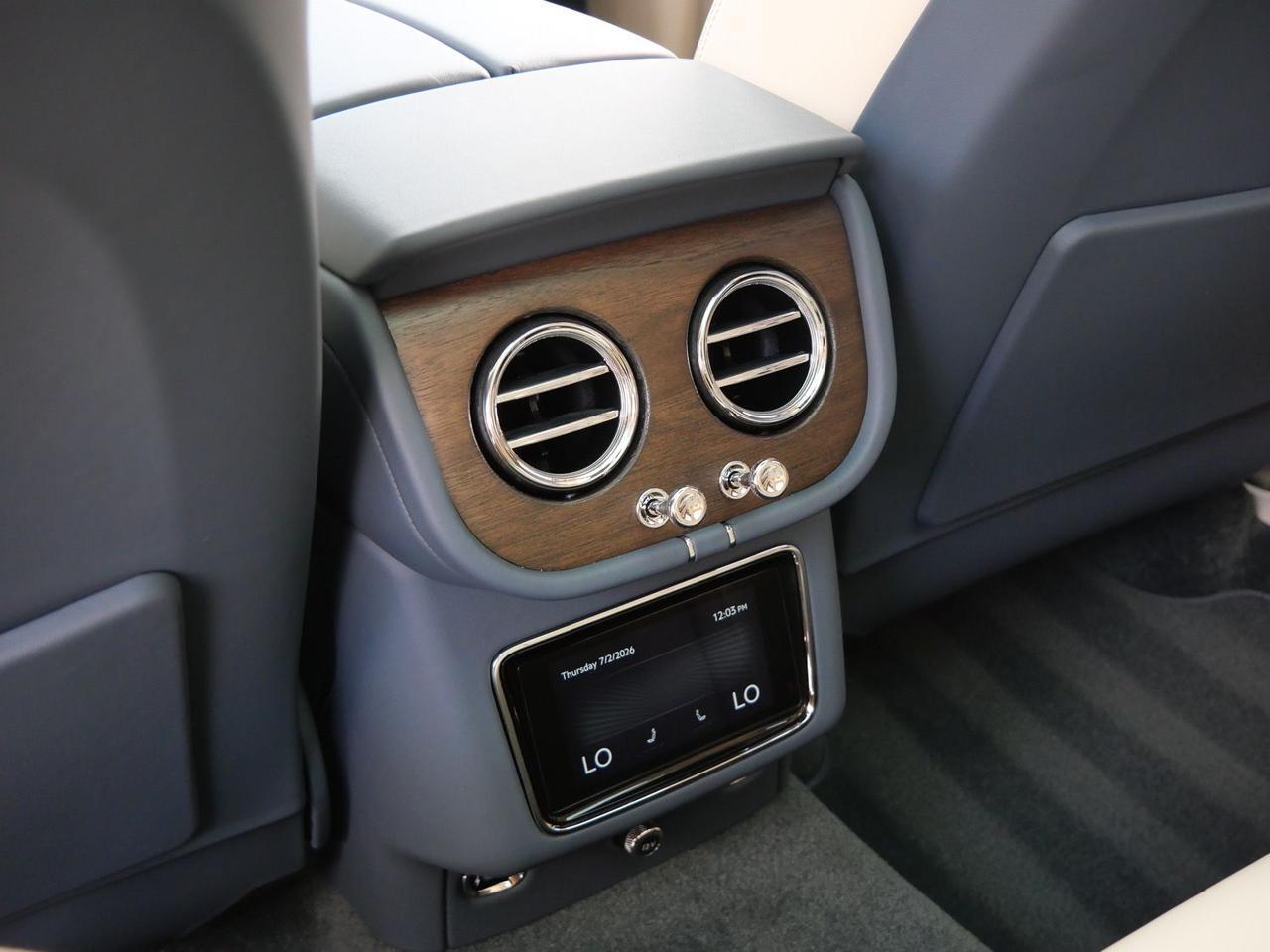 2026 Bentley Bentayga V8 Lawrence KS