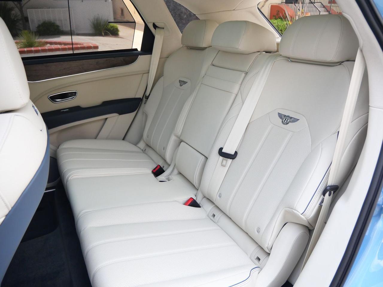 2026 Bentley Bentayga V8 Lawrence KS