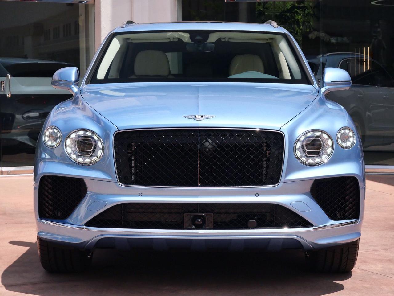 2026 Bentley Bentayga V8 Lawrence KS