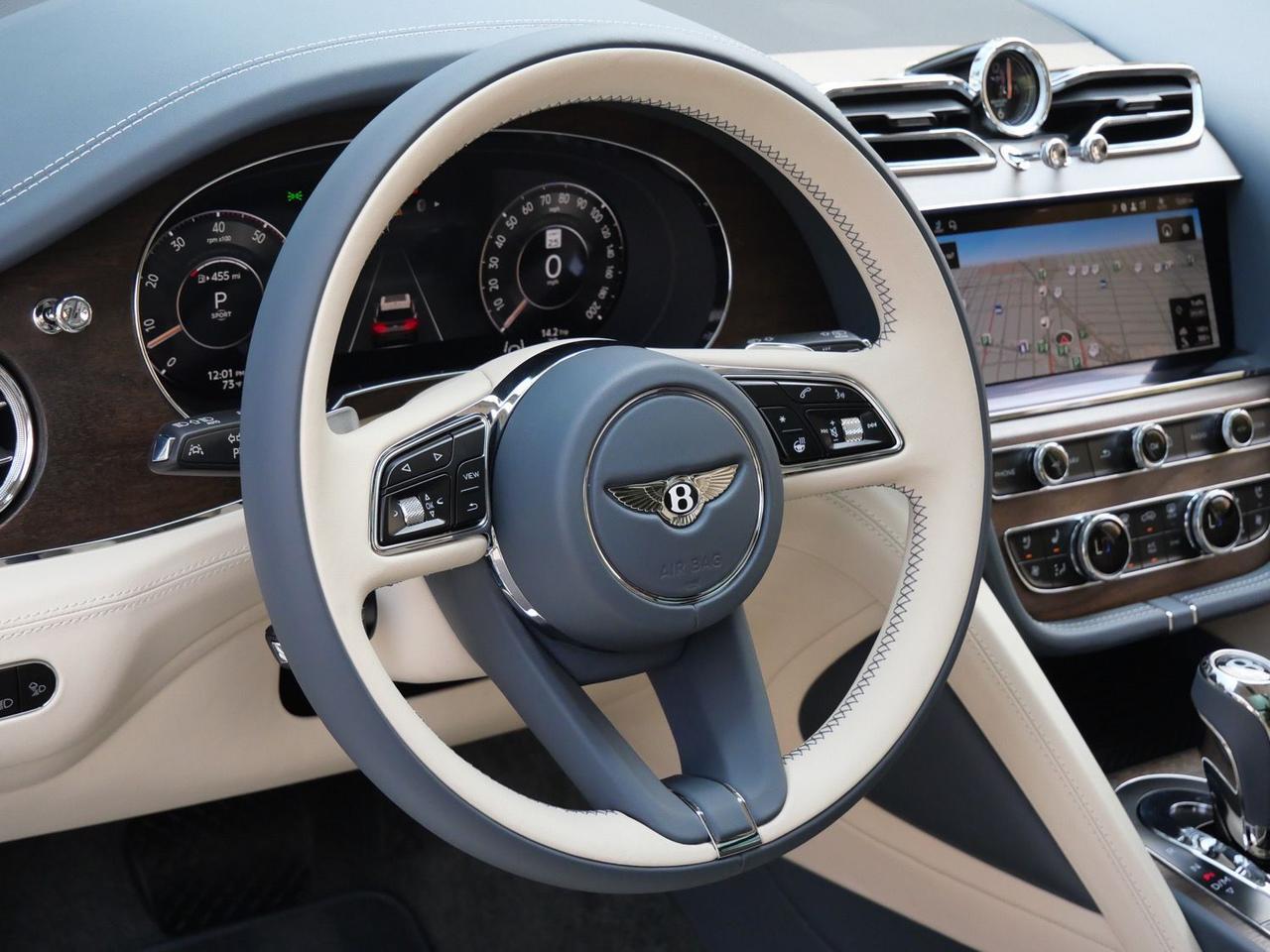 2026 Bentley Bentayga V8 Lawrence KS